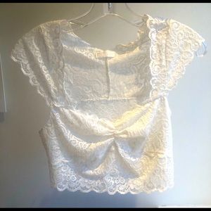 MFredric Lacey Chamomile Inspired Top.  EUC.